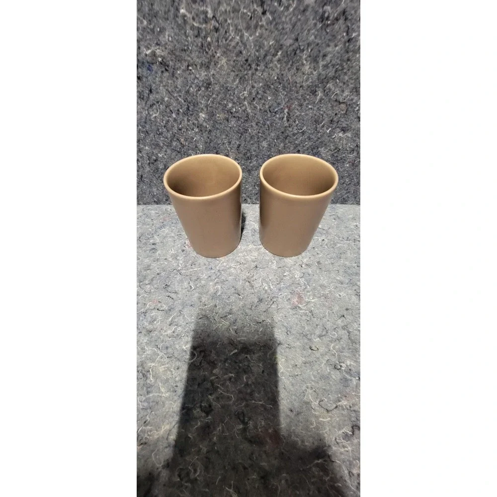 2016 Starbucks Light‎ Brown White Engraved Logo Coffee/Tea Mug 12 Oz Set of 2